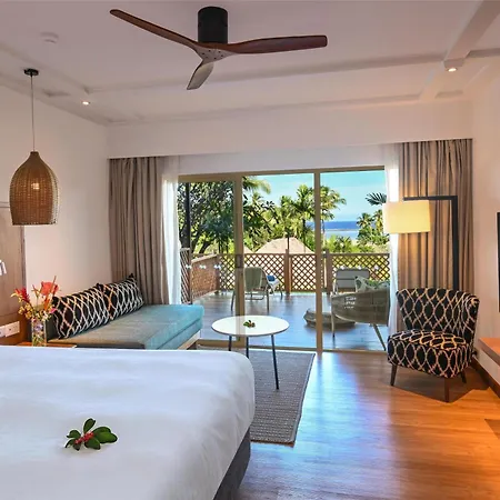 Outrigger Fiji Beach Resort Korotogo Exterior photo